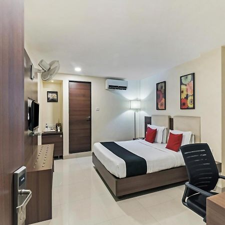 Hotel Concord Galaxy Mumbai Exteriör bild