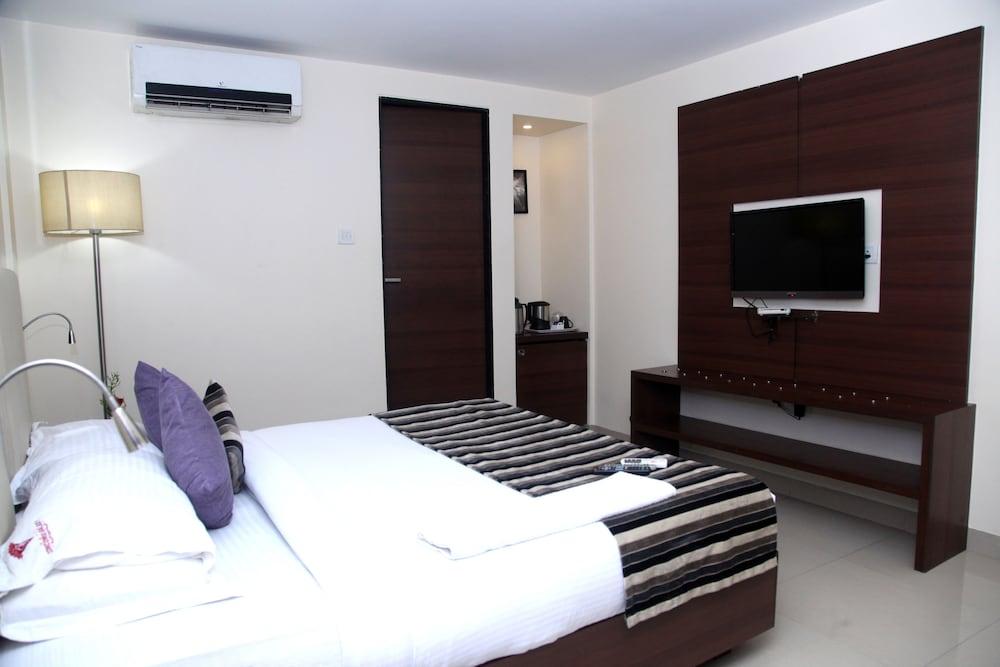 Hotel Concord Galaxy Mumbai Exteriör bild