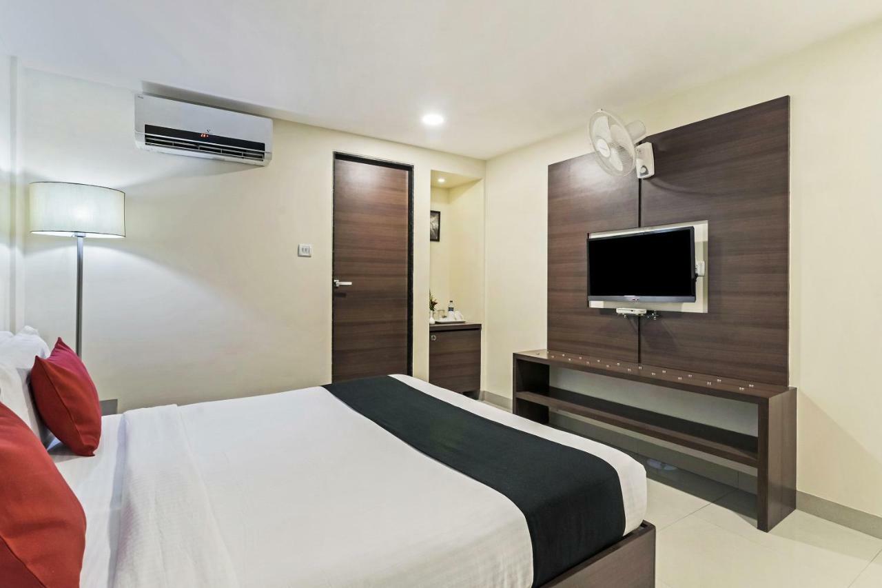 Hotel Concord Galaxy Mumbai Exteriör bild