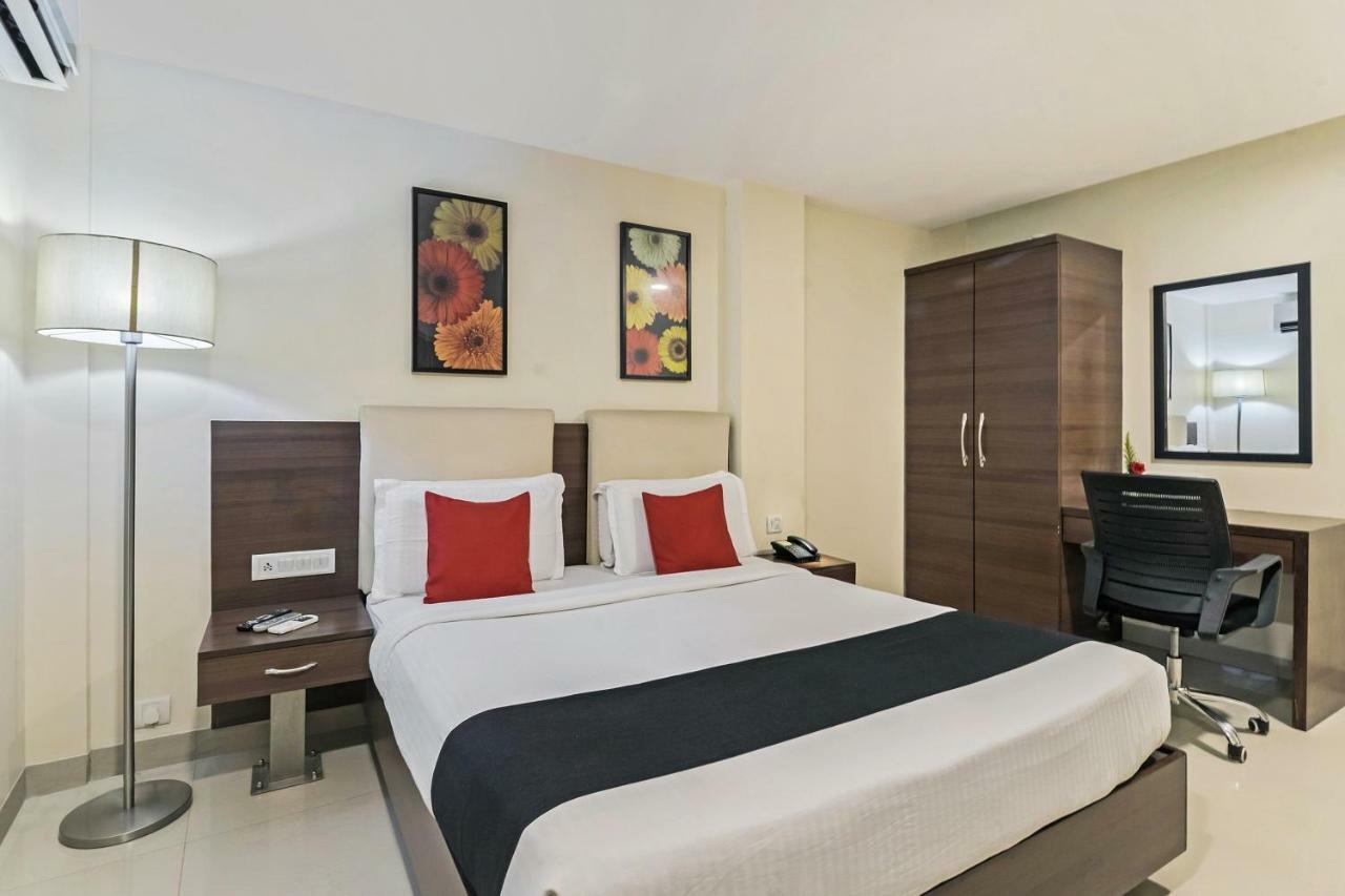 Hotel Concord Galaxy Mumbai Exteriör bild