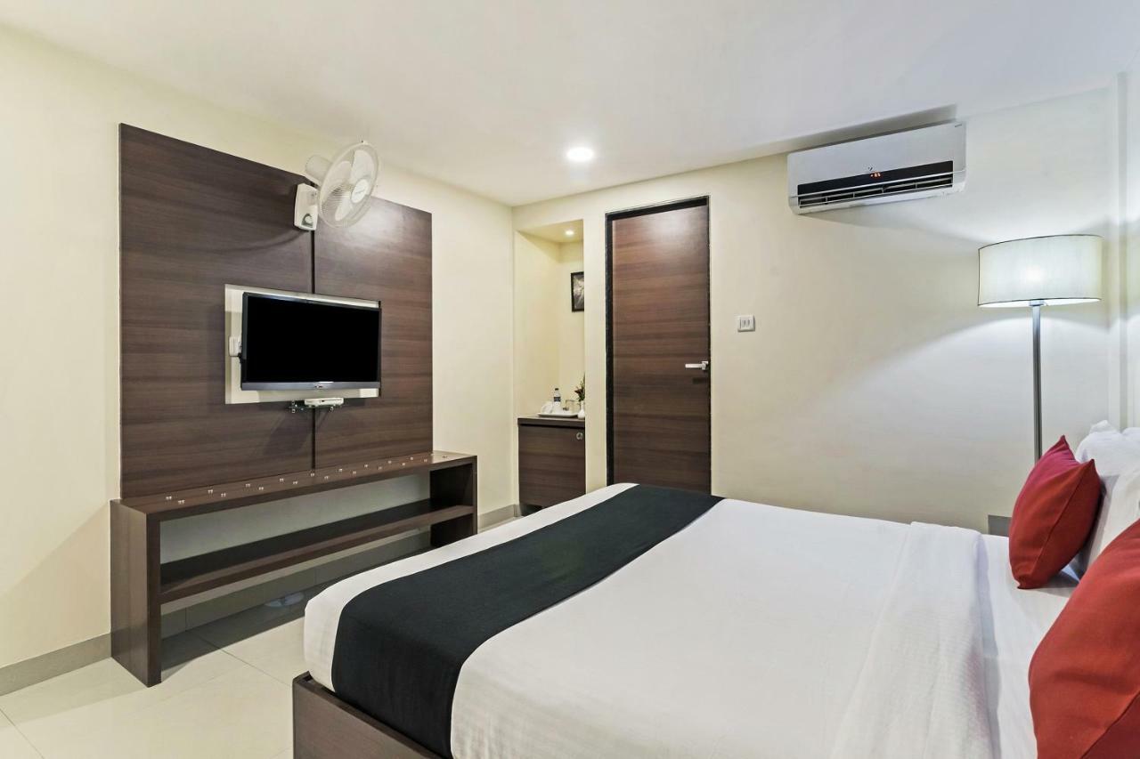 Hotel Concord Galaxy Mumbai Exteriör bild