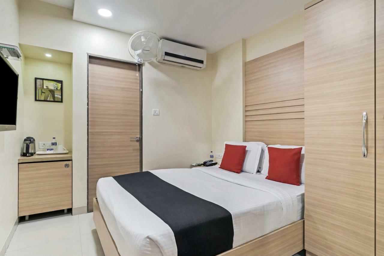 Hotel Concord Galaxy Mumbai Exteriör bild
